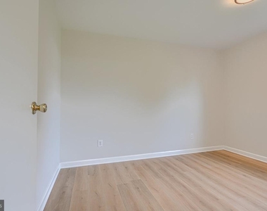 926 Wampler Road - Photo Thumbnail 16