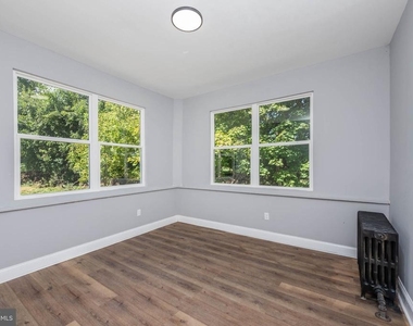 10 S Belle Grove Road - Photo Thumbnail 13