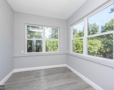 10 S Belle Grove Road - Photo Thumbnail 1