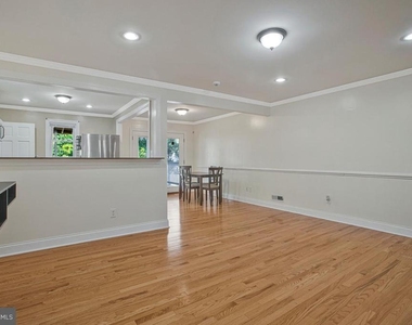 3716 Valley Hill Drive - Photo Thumbnail 4