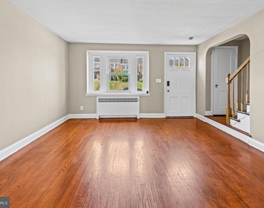 205 Ridge Avenue - Photo Thumbnail 1