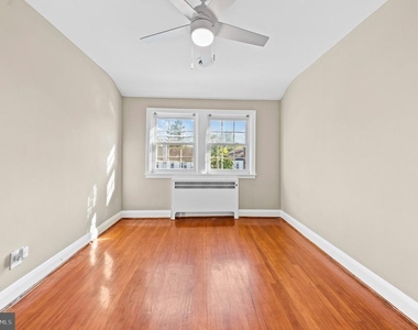 205 Ridge Avenue - Photo Thumbnail 17