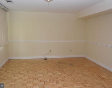 6820 Cherokee Drive - Photo Thumbnail 17