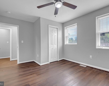 2103 Chelsea Terrace - Photo Thumbnail 13