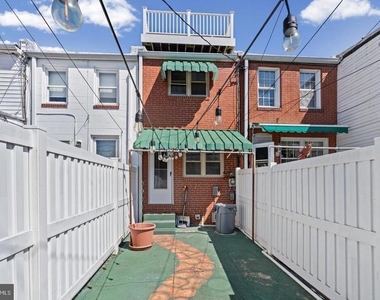 1456 Andre Street - Photo Thumbnail 2