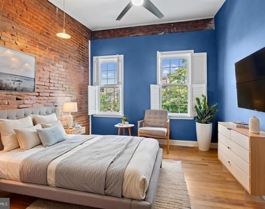 1456 Andre Street - Photo Thumbnail 11