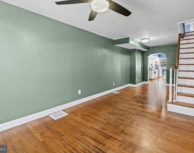 1456 Andre Street - Photo Thumbnail 3