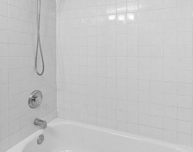 1456 Andre Street - Photo Thumbnail 14
