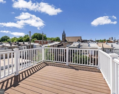 1456 Andre Street - Photo Thumbnail 17