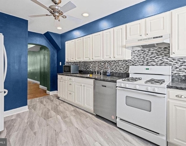 1456 Andre Street - Photo Thumbnail 7