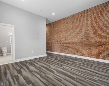 1235 W Lafayette Avenue - Photo Thumbnail 19