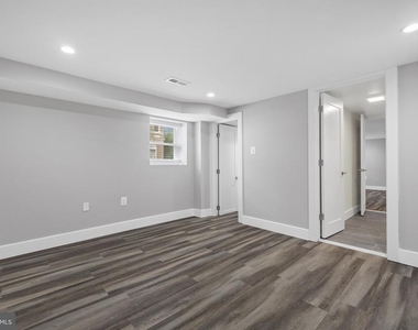 1235 W Lafayette Avenue - Photo Thumbnail 30