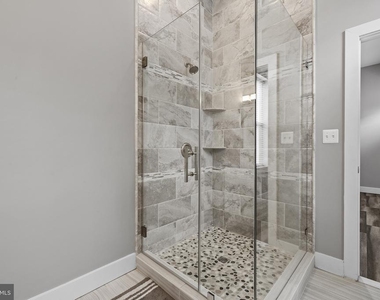 1235 W Lafayette Avenue - Photo Thumbnail 23