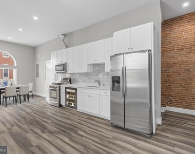 1235 W Lafayette Avenue - Photo Thumbnail 7