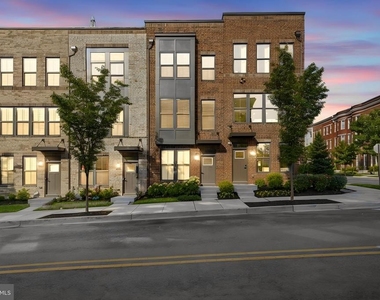 1834 Park Avenue - Photo Thumbnail 1