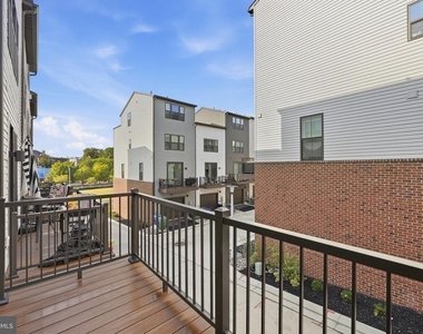 1834 Park Avenue - Photo Thumbnail 21