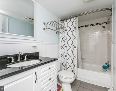136 E Gittings Street - Photo Thumbnail 12
