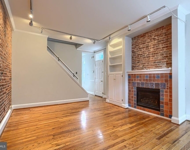 136 E Gittings Street - Photo Thumbnail 2
