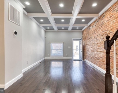 635 S Lehigh Street - Photo Thumbnail 8