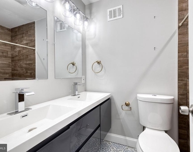635 S Lehigh Street - Photo Thumbnail 14