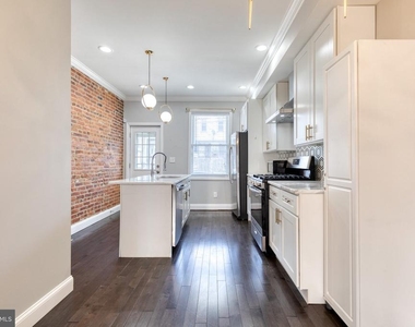 635 S Lehigh Street - Photo Thumbnail 3