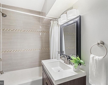 816 S Potomac Street - Photo Thumbnail 11