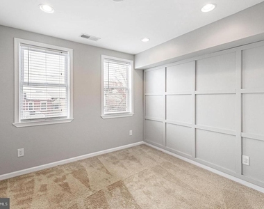 816 S Potomac Street - Photo Thumbnail 9