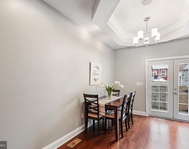 816 S Potomac Street - Photo Thumbnail 6