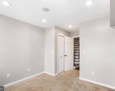 816 S Potomac Street - Photo Thumbnail 12
