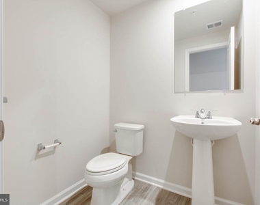2009 Twisted Oak Place - Photo Thumbnail 34