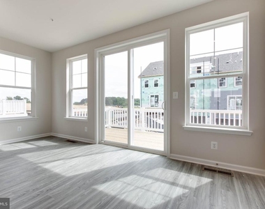 2009 Twisted Oak Place - Photo Thumbnail 10