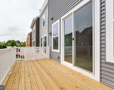 2009 Twisted Oak Place - Photo Thumbnail 15