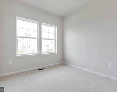 2009 Twisted Oak Place - Photo Thumbnail 30