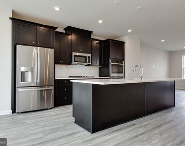 2009 Twisted Oak Place - Photo Thumbnail 16