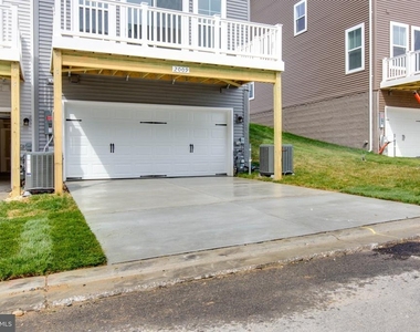 2009 Twisted Oak Place - Photo Thumbnail 41