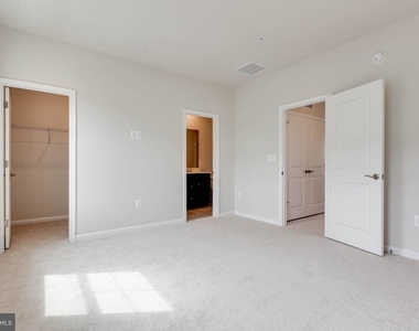 2009 Twisted Oak Place - Photo Thumbnail 21