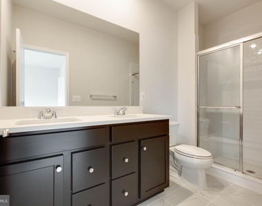 2009 Twisted Oak Place - Photo Thumbnail 24