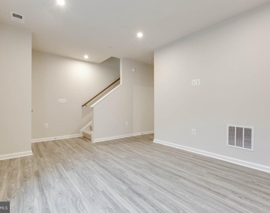 2009 Twisted Oak Place - Photo Thumbnail 37