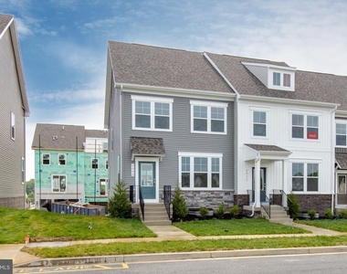 2009 Twisted Oak Place - Photo Thumbnail 2
