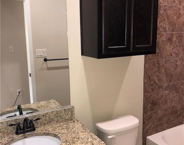 398 Jack Rabbit Ln - Photo Thumbnail 8