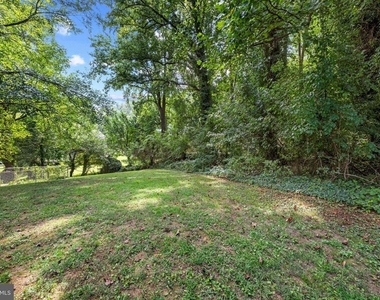 908 Country Terrace - Photo Thumbnail 29