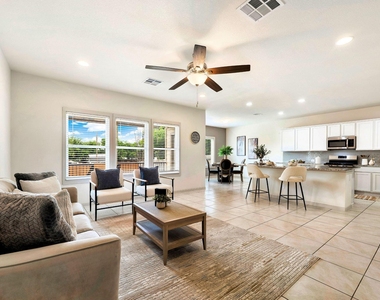 1116 La Conterra Blvd - Photo Thumbnail 7