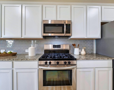 1116 La Conterra Blvd - Photo Thumbnail 14