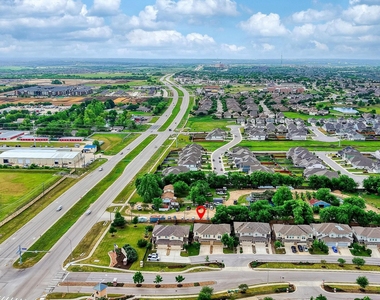 1116 La Conterra Blvd - Photo Thumbnail 34