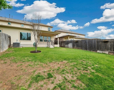 1116 La Conterra Blvd - Photo Thumbnail 26