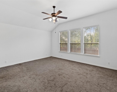 250 Maeves Way - Photo Thumbnail 23