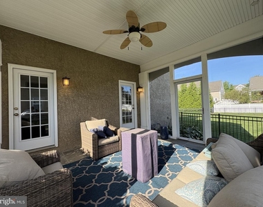 449 Spring Hollow Drive - Photo Thumbnail 9