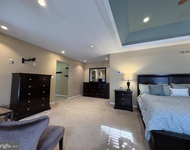449 Spring Hollow Drive - Photo Thumbnail 43
