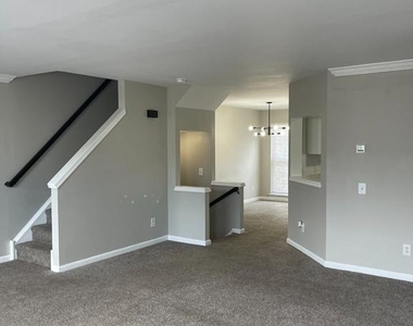 39 Lisa Drive - Photo Thumbnail 23