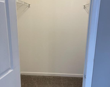 39 Lisa Drive - Photo Thumbnail 39